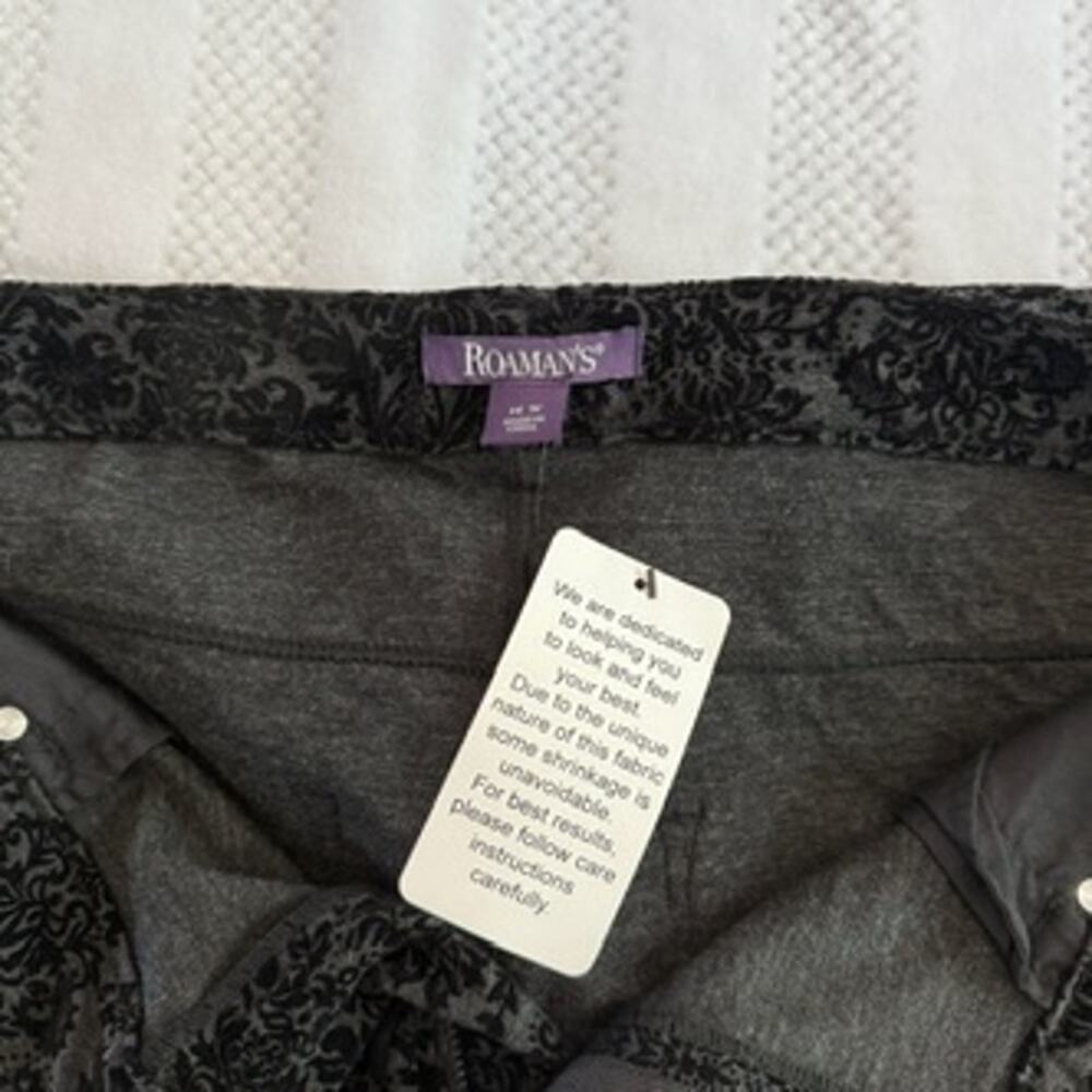 nwt new roaman's flocked velour floral straight leg pant size 16 W - Picture 3 of 4